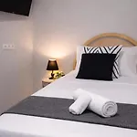Coliving - Vive En La Zona De Moda Del Centro De Homestay szállás *