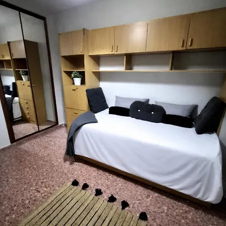 Coliving - Vive En La Zona De Moda Del Centro De Habitación en casa particular