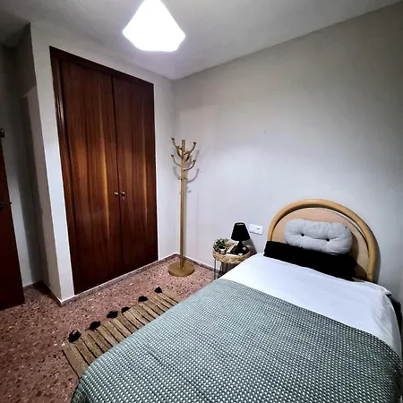 Coliving - Vive En La Zona De Moda Del Centro De *